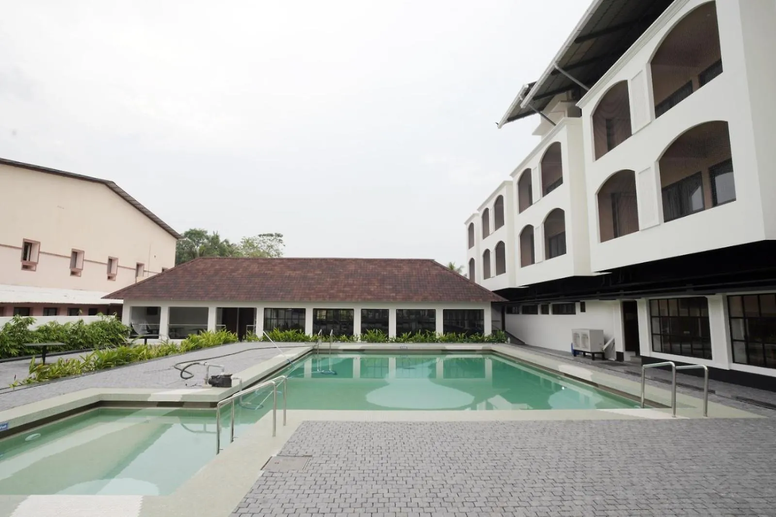 Alleppey Prince Hotel Alappuzha 4*,